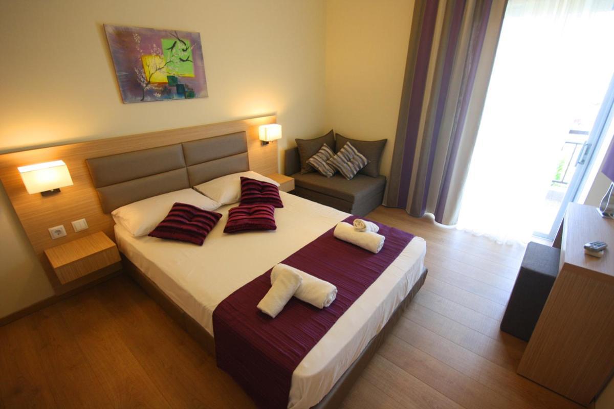 Leonidas Studio Apartments Mola Kaliva Exterior foto