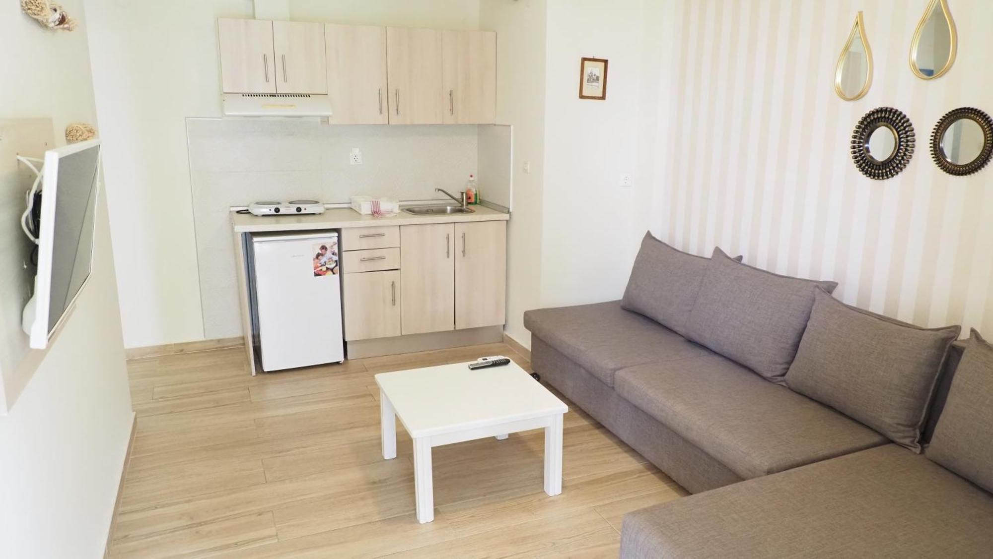 Leonidas Studio Apartments Mola Kaliva Exterior foto