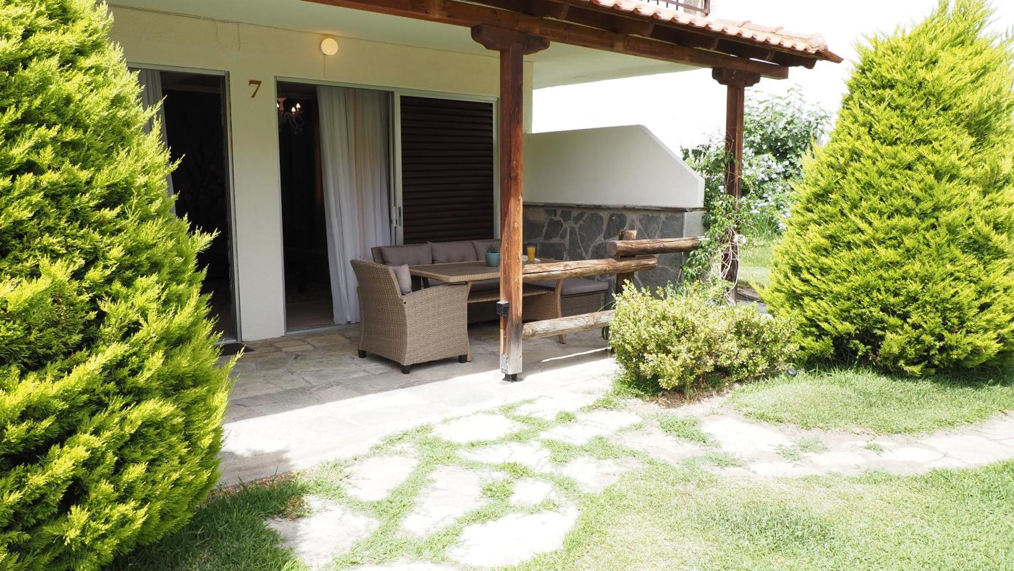 Leonidas Studio Apartments Mola Kaliva Exterior foto
