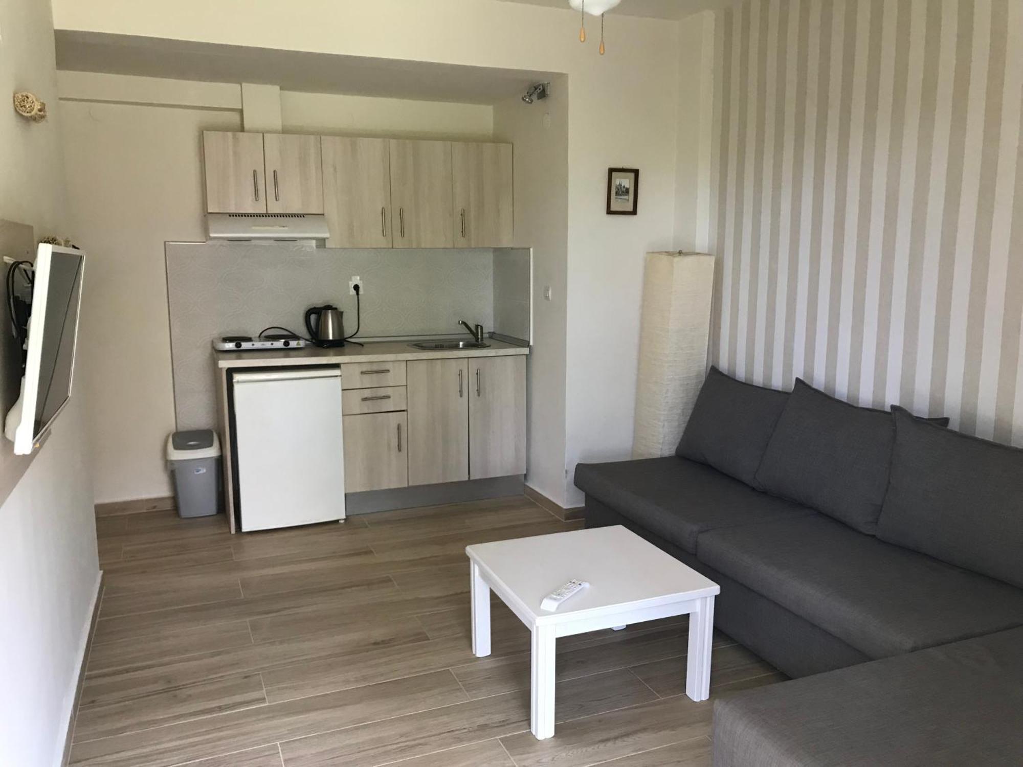 Leonidas Studio Apartments Mola Kaliva Exterior foto