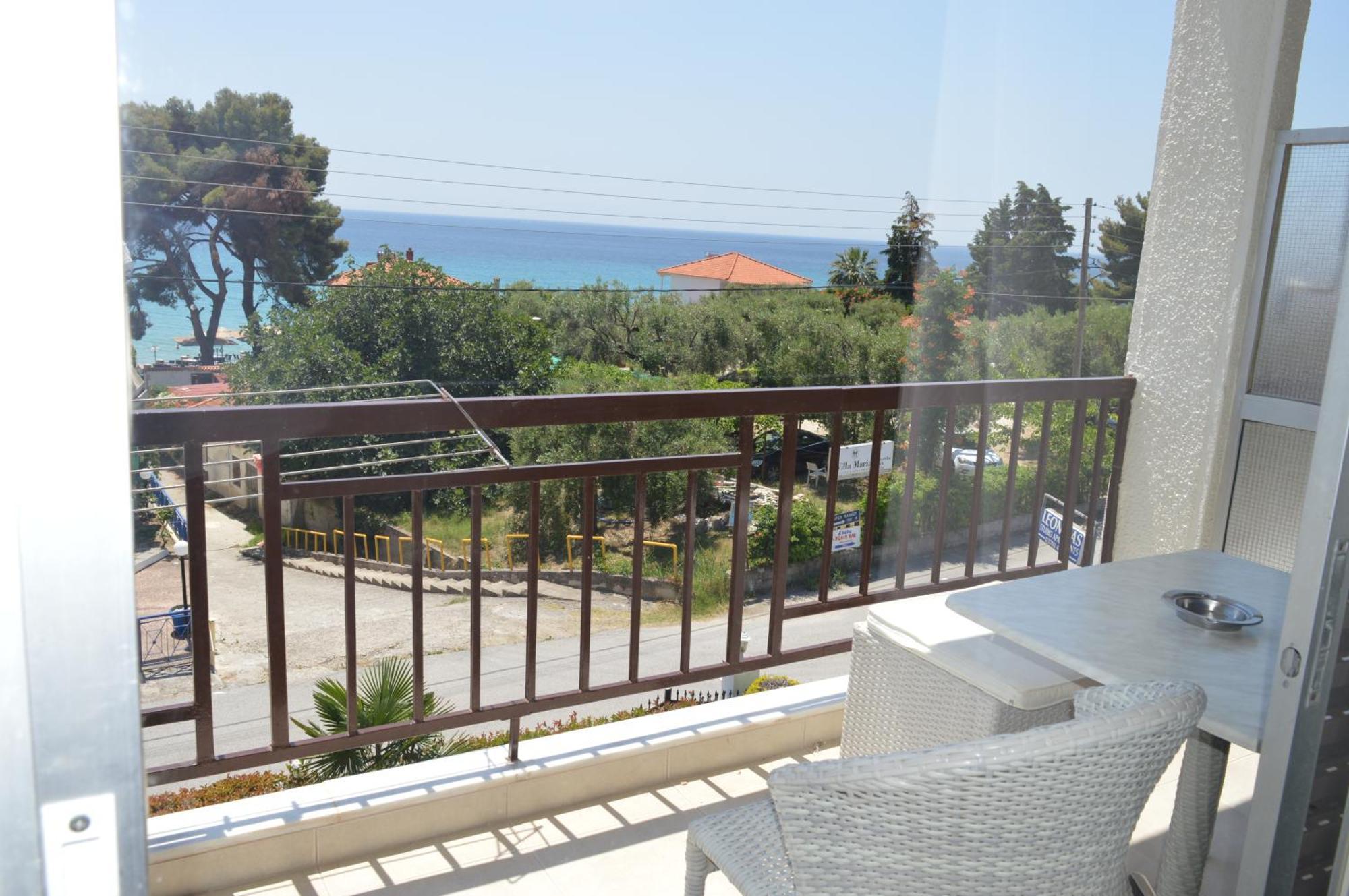 Leonidas Studio Apartments Mola Kaliva Exterior foto